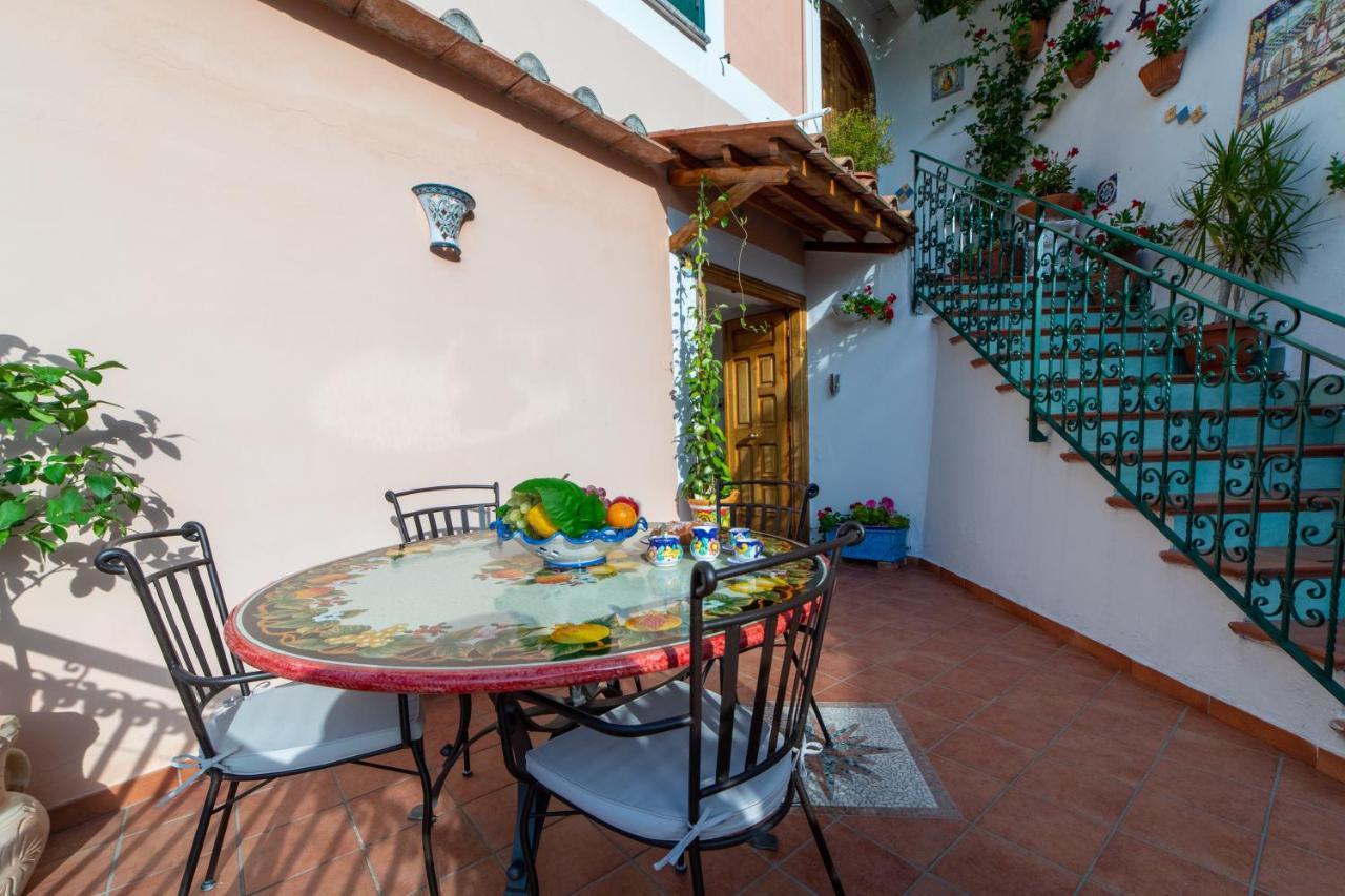 Lidia'S House Villa Minori Luaran gambar